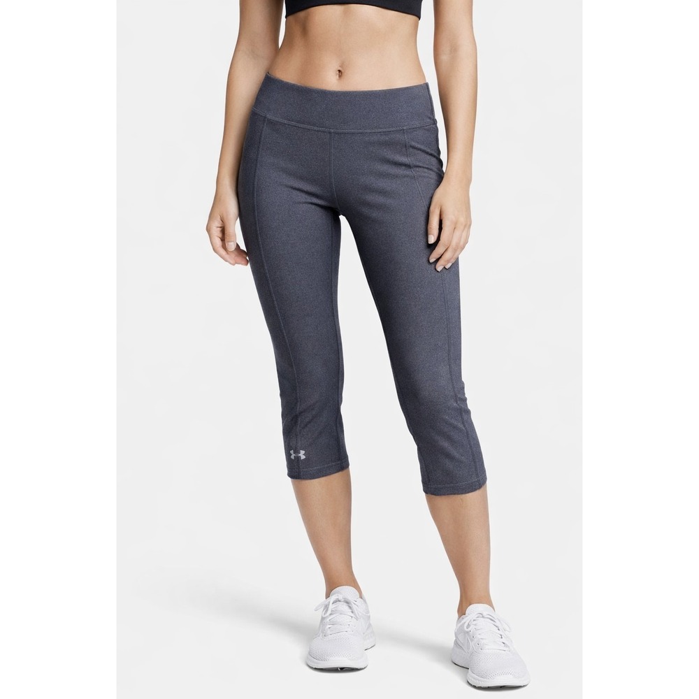 Under Armour Gray Compression Heatgear Crop Leggings Women's size MEDIUM
